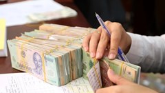 Cận Tết Bính Ngọ 2026, người lao động có được ứng lương: Câu trả lời không phải ai cũng biết!