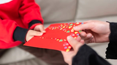 Chuẩn bị 5 triệu để lì xì, hết Tết âm 10 triệu