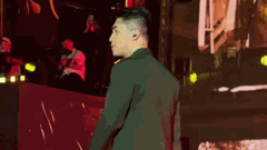  “Hoàng tử nhạc suy” Việt Nam: Tốt nghiệp Học viện Khoa học Quân sự Hà Nội, từng dạy tại trường Sĩ quan