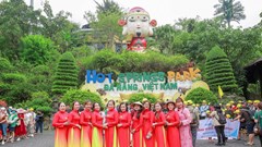 Đà Nẵng đón lượng lớn khách du lịch trong ngày đầu kỳ nghỉ lễ 30.4 – 1.5