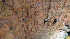 Đà Nẵng công bố danh sách đơn vị đủ điều kiện hoạt động kinh doanh dịch vụ leo núi thể thao