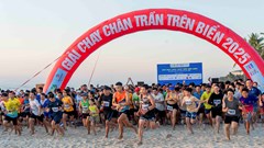 Gần 1.500 đôi chân trần “đánh thức” mùa hè Đà Nẵng