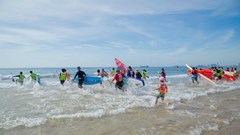 Rực rỡ sắc màu thể thao biển