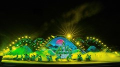 Người “kể chuyện” bằng sân khấu tại DIFF 2025