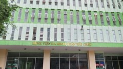 Xác minh vụ việc người dân bị “hướng dẫn” khám sức khỏe qua… quán tạp hóa đối diện trung tâm y tế