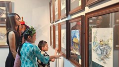 Khai mạc triển lãm “Nét đẹp di sản văn hóa Huế qua nghệ thuật ký họa” tại Đà Nẵng