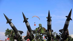 Cận cảnh khí tài hiện đại tại Triển lãm Thành tựu đất nước