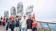 Du lịch Đà Nẵng đón 12,8 triệu lượt khách trong 8 tháng, doanh thu tăng mạnh