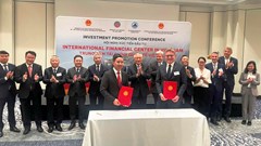 Đà Nẵng ký kết hợp tác về Trung tâm tài chính với Công ty Frankfurt Main Finance (Đức)