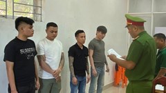 Bắt tạm giam 4 đối tượng gây rối, cố ý gây thương tích tại quán karaoke