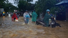Mưa lớn gây ngập nhiều khu vực ở Đà Nẵng
