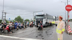 Điều tiết phương tiện lưu thông trên Quốc lộ 1A đoạn đường dẫn cao tốc Đà Nẵng - Quảng Ngãi