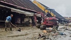 Đà Nẵng chi 200 tỉ đồng hỗ trợ người dân và khắc phục hạ tầng sau mưa lũ