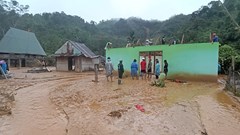 Đà Nẵng: Hỗ trợ 210 tỉ đồng cho 72 xã, phường khắc phục hậu quả thiên tai