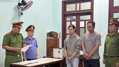 Khởi tố, bắt tạm giam 2 đối tượng hành hung tài xế xe công nghệ 