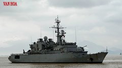 Tàu Hải quân Pháp thăm Đà Nẵng