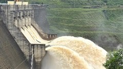 Khẩn trương điều tiết 5 hồ thủy điện, bảo đảm an toàn hạ du