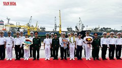 Tàu huấn luyện ROKS Hansando của Hải quân Hàn Quốc thăm xã giao Đà Nẵng 