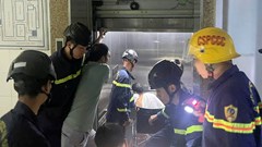 Nhanh chóng giải cứu 3 người mắc kẹt trong thang máy tại bệnh viện