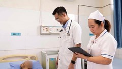 Cụ ông 98 tuổi hồi phục sau khi bị ong vò vẽ đốt gần 80 nốt