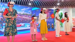 Hơn 5.000 người trải nghiệm chương trình “Trở về thời khắc thiêng liêng” tại Đà Nẵng
