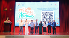 Tiếp sức đến trường cho trẻ khuyết tật vùng biên giới