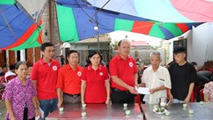 Cứu trợ khẩn cấp các gia đình bị thiệt hại do bão số 3