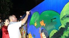 Bức tranh Trung thu khổng lồ trong đêm hội Trăng rằm 