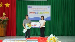 Trao tặng 80.000 hũ váng sữa dinh dưỡng cho trẻ em khó khăn Tây Nguyên