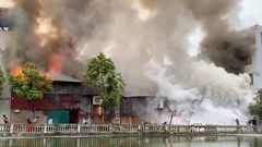 Hà Nội: Không có thiệt hại về người trong vụ cháy xưởng gia công bao bì