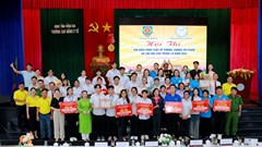 HSSV chung tay hành động vì xã hội an toàn, không thuốc lá