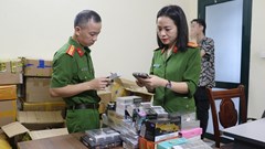 Bắt giữ nhiều vụ buôn lậu liên quan đến thuốc lá điện tử, thuốc lá nung nóng