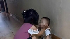  Bài 1 - Trẻ bị phân biệt đối xử ngay chính trong gia đình