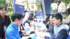 Cần nhiều nỗ lực để tiến gần đến công bằng y tế cho mọi người dân