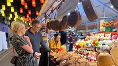 Hà Nội: Khai mạc Chợ hoa Tết truyền thống quận Hoàn Kiếm