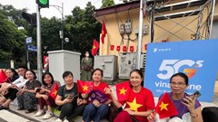 Người dân háo hức đón chờ xem hợp luyện diễu binh, diễu hành