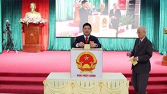 Lãnh đạo tỉnh Bắc Ninh bỏ phiếu thực hiện nghĩa vụ công dân