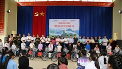 “Phiên chợ 0 đồng” hỗ trợ trẻ em có hoàn cảnh khó khăn xã Mường Khương