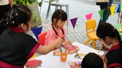 Phố Sách có công trình vui chơi công cộng miễn phí cho trẻ em