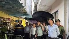 Chủ tịch TP Hà Nội kiểm tra hiện trường vụ cháy khiến 5 người tử vong