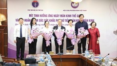 Tình trạng đau kéo dài ở phụ nữ trung niên chưa được nhìn nhận đúng mức