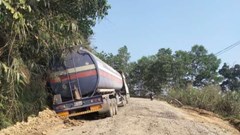  Quảng Nam đề xuất cấm xe chở quặng làm hư hỏng Quốc lộ 14D