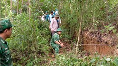 Công bố tình huống khẩn cấp về vết nứt, sạt lở