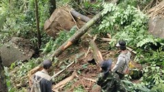 Đề nghị công bố tình huống khẩn cấp về nguy cơ sạt lở đất đá tại làng Tu Hon