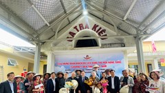 Đón đoàn khách hạng sang đường sắt đầu tiên của năm 2025