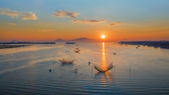 Ngôi làng, dòng sông, di sản... sẽ “sống” mãi cùng người dân