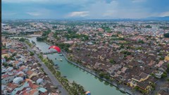 Giải thi đấu dù lượn lần đầu tiên tại Hội An