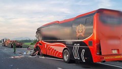 Tạm giữ hình sự tài xế xe container 