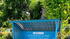 Mang rác thải về bờ, giảm ô nhiễm tại Khu bảo tồn biển Cù Lao Chàm 