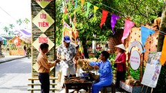 Làng gốm Thanh Hà rộn ràng khai hội